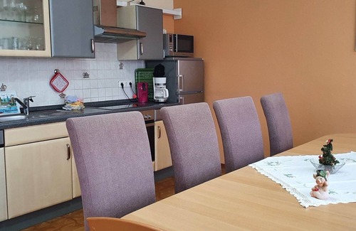 Waßmuthshausen Apartment | Wohnung mit eigener Terrasse in Homberg