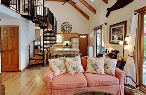 Franklin House | Wolfe's Way Priv. Beach, Waterfront Kayak, Swim & Acadia!