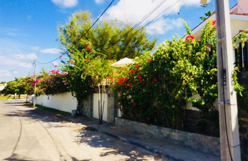 Pouso Alegre Buraquinho House | Wonderful 4 bedroom house 20 meters from the beach of Vilas do Atlântico