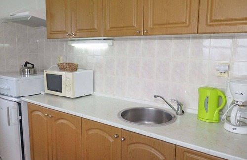 Starkov House | Wonderful private villa for 8 guests with WIFI, pool, TV, patio, pets allowed and panoramic view