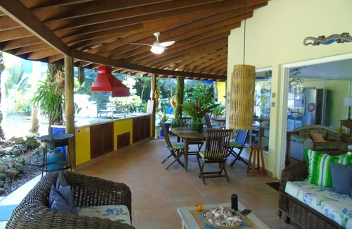 Barra do Sahy House | Wonderful house with 5 suites in Barra do Sahy