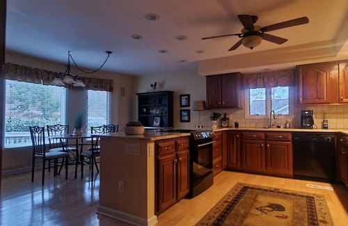 Tellico Village House | Wonderful home with dock on Tellico Lake