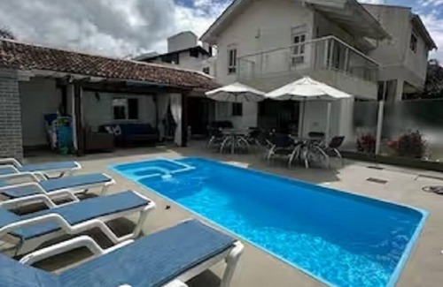 Jurere Internacional House | Wonderful house 300m from the sea