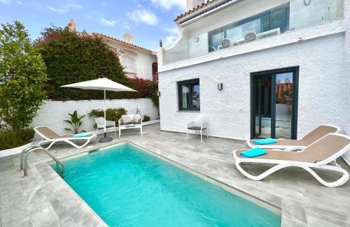 Chimenea Villa | Wonderful House by the sea