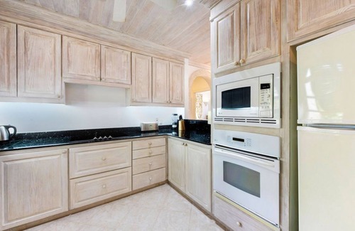 Mullins Apartment | Wonderful Sea views and 90 seconds from the beach