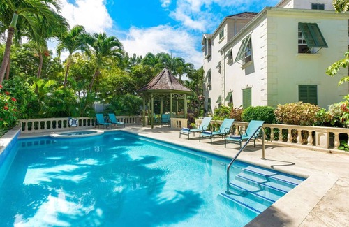 Mullins Apartment | Wonderful Sea views and 90 seconds from the beach