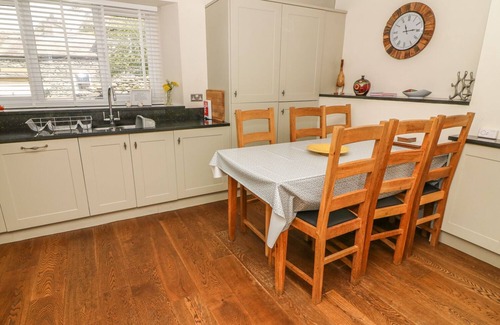 Ambleside Cottage | Woodbine Cottage