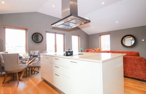 Martlesham Heath Cottage | WOODBRIDGE PENTHOUSE, family friendly in Woodbridge