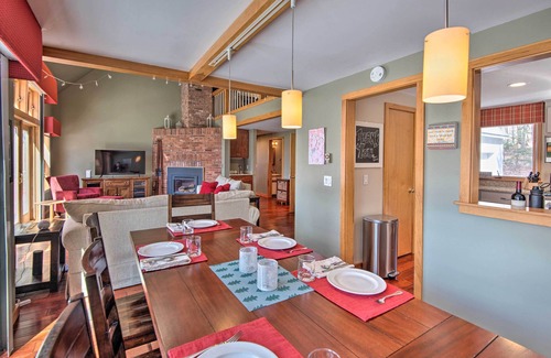 Grantham House | Wooded Waterfront Grantham Home < 10 Mi to Ski!