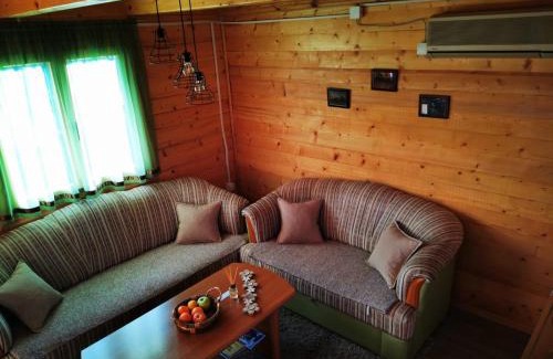 Kulen Vakuf House | Wooden House "Una"