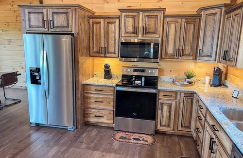 Van Buren Cabin | Woodhaven Hideaway! Beautiful cabin located in Van Buren, view of Current River.