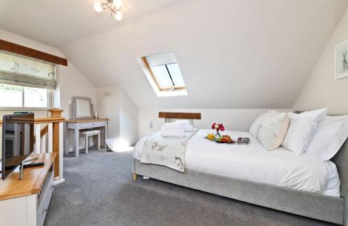 Axton House | Woodland Cottage