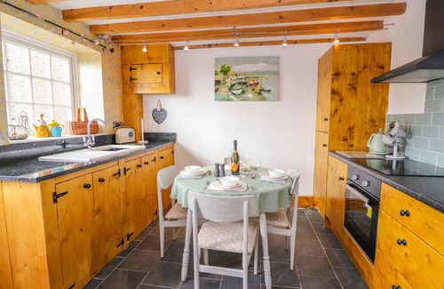 Acrefair Cottage | WOODLAND COTTAGE, pet friendly, with open fire in Llangollen
