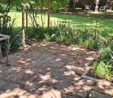 Boksburg House | Woodpecker Bachelor Cottage