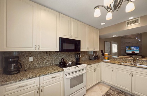 Boca Grande House | Woodwind Beach 11 | Pet Friendly | Beachfront | Community Pool | Sleeps 6