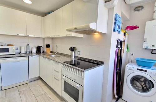 Son Armadams Apartment | Workaction in Son Armadams. 5' from Sta.Catalina. Quiet and safe. Close to STP