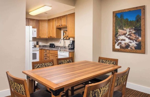 Estes Park Condo | Worldmark Estes Park: 2BR Suite w/Fireplace