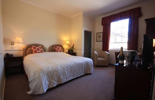 Hovingham Hotel | Worsley Arms Hotel