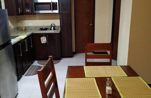 Barbican Apartment | WOW! Fast WiFi-Pool-Clean-Safe and Secure Parking