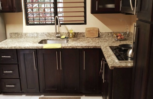 Barbican Apartment | WOW! Fast WiFi-Pool-Clean-Safe and Secure Parking