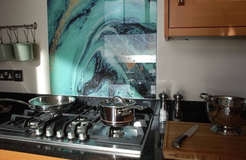 Pagham House | Wow I'm living on the beach. Luxury 4 bed sleeps 8
