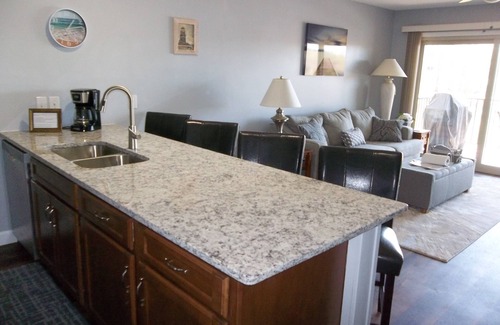 Lake Ozark Condo | WOW! MUST SEE! Newly Remodeled Condo Overlooking Lake, Pool & Hot Tub!