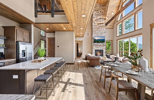 Sevierville Cabin | Wow Wow Wow a must stay cabin!