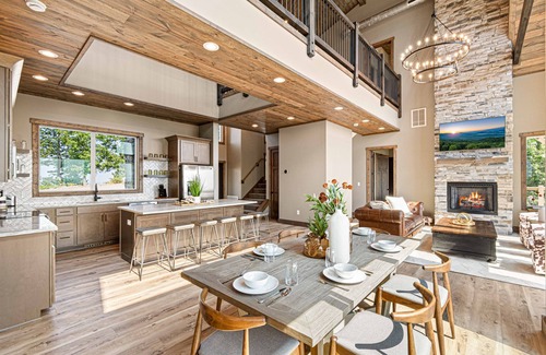 Sevierville Cabin | Wow Wow Wow a must stay cabin!