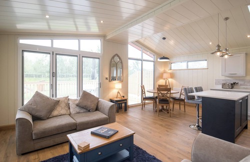 Gargrave Cottage | WREN LODGE, family friendly, with a garden in Gargrave