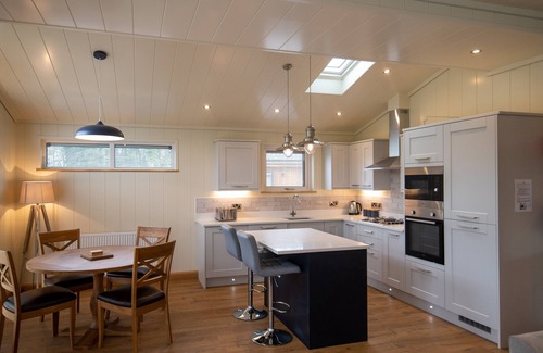 Gargrave Cottage | WREN LODGE, family friendly, with a garden in Gargrave