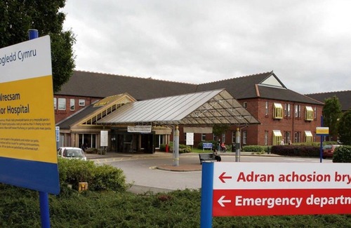 Wrexham Apartment | Wrexham Central Stay Apartment Six