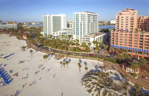 Clearwater Beach Resort | Wyndham Clearwater Oceanfront Presidential Condo, onsite Spa, across from Beach
