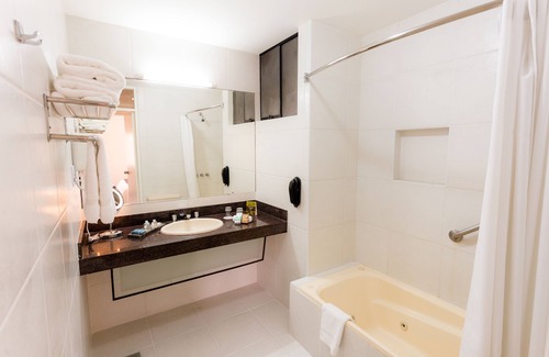 Jose Leonardo Ortiz Hotel | Wyndham Costa del Sol Chiclayo - Chiclayo