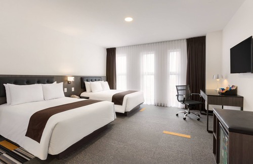 Callao Hotel | Wyndham Costa Del Sol Lima Airport
