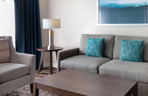 Gaslamp Quarter Resort | Wyndham Harbour Lights Studio Deluxe – A Chic Urban Retreat!