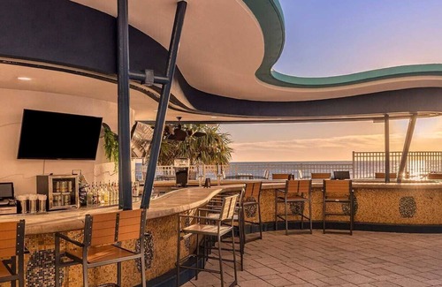 Seabreeze Historic District Resort | Wyndham Ocean Walk - 1 Bedroom Deluxe with a Balcony - Sleeps 4! Beach Resort