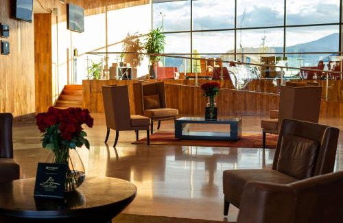 Tababela Hotel | Wyndham Quito Airport