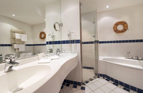 Stralsund Hotel | Wyndham Stralsund HanseDom