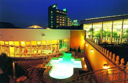 Kramerhof Hotel | Wyndham Stralsund HanseDom