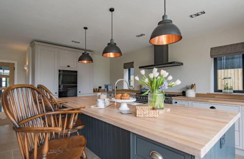 New Romney House | Xanadune Beach House by Bloom Stays