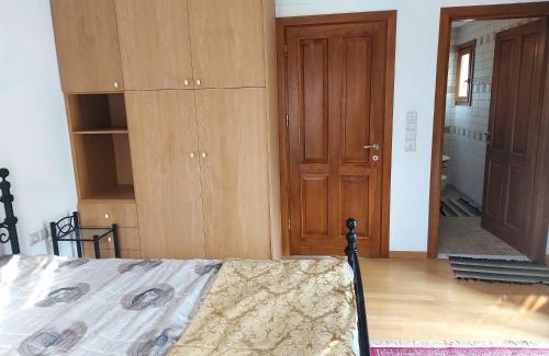 Livadia House | Xenios Petritis