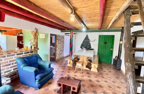 Villa de Leyva Cabin | Xie-Beautiful country cottage with private lake!
