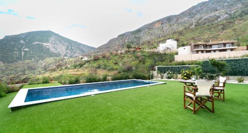 Xylokastro-Evrostina House | Xylokastro Panorama with Pool