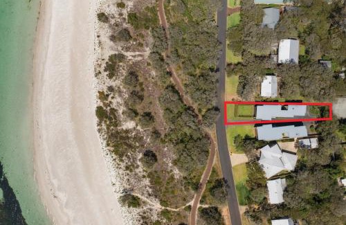 Quindalup House | XYZ Holiday Home