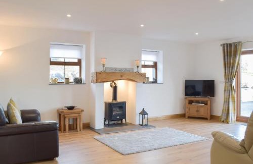 Llanelli House | Y Beudy Bach