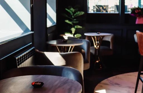 Aberaeron Hotel | Y Seler