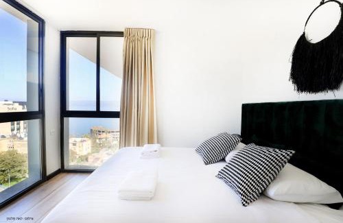 Tiberias Apartment | Yalarent Panoramic View Sea of Galilee