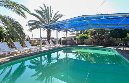 Emek Izrael House | YalaRent Valley view Boutique cottages with Pool