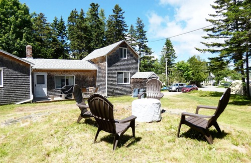 Bernard House | Year-round Acadia Escape for Remote Workers – Strong Wi-Fi & Serene Setting