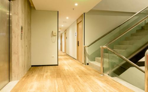 Kampung Bali Hotel | Yellow Bee Tanah Abang